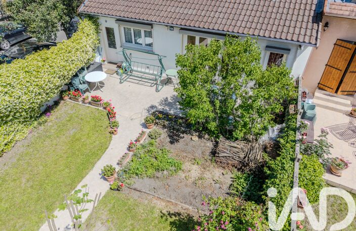 Vente Maison/villa 6 pièces — photo 2