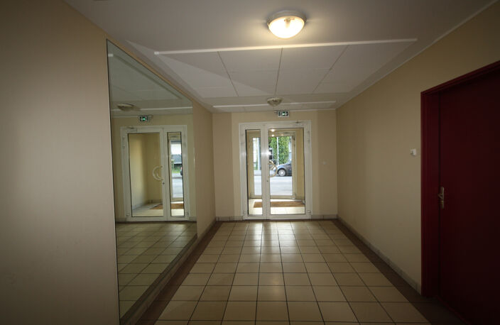 Reims rue Lamouche T2 avec balcon — photo 3