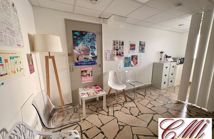 Local commercial CV — photo 2