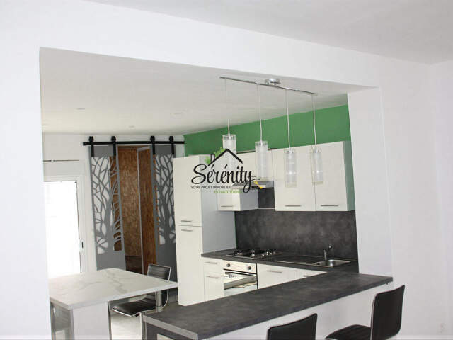 Maison semi mitoyenne — photo du bien