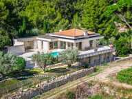 Villa — photo 4