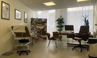 Bureau  23 m² à louer à Cannes (06400)