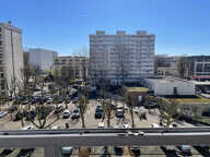 4 pièces en double exposition à Meudon-la-Forêt (92360) , rue de Woluwé Saint Lambert. — photo 4