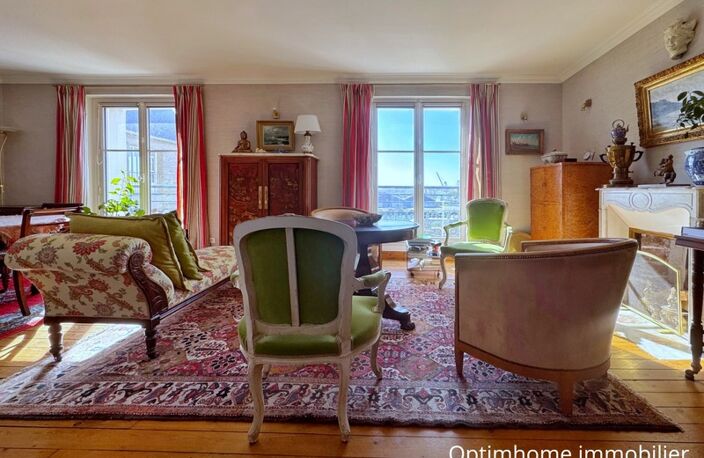 T4 LUMINEUX-LE FRANKLIN-LE SILLON-VUE SUR LES QUAIS-ACCES PLAGE ET INTRA MUROS — photo 3