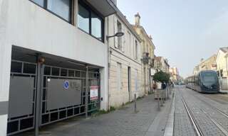 Garage  8 m² à vendre à Bordeaux (33000)