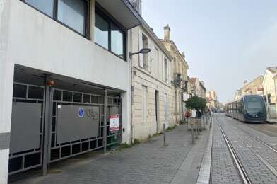 Garage  25000 €