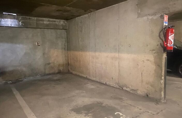 BORDEAUX A VENDRE PLACE PARKING SECTEUR STADE CHABAN/ORNANO — photo 4