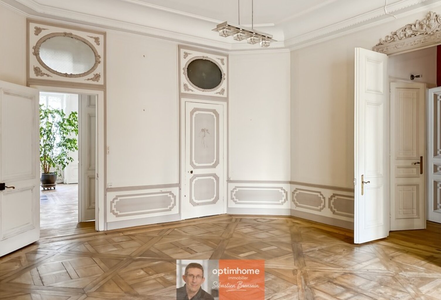 Appartement de caractère – 6 pièces – 160 m² – Centre-ville de Lons-le-Saunier — photo 1