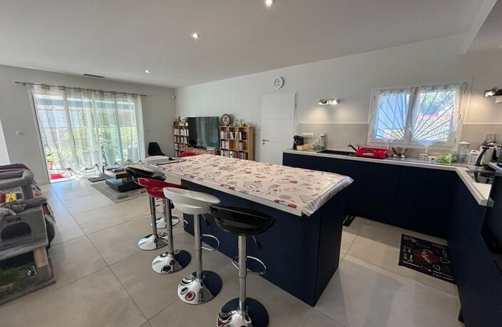 Maison à vendre 5 pièces LABATUT (40) contemporaine avec studio indépendant et double garage sur terrain arboré de plus de 6500m2 — photo 3