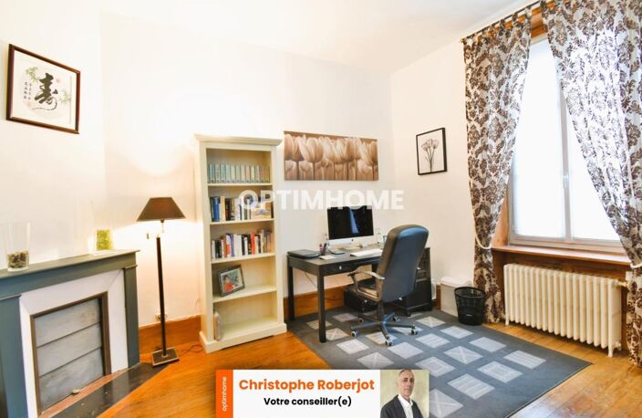 Maison familiale de ville avec 4 chambres et petit jardin — photo 4