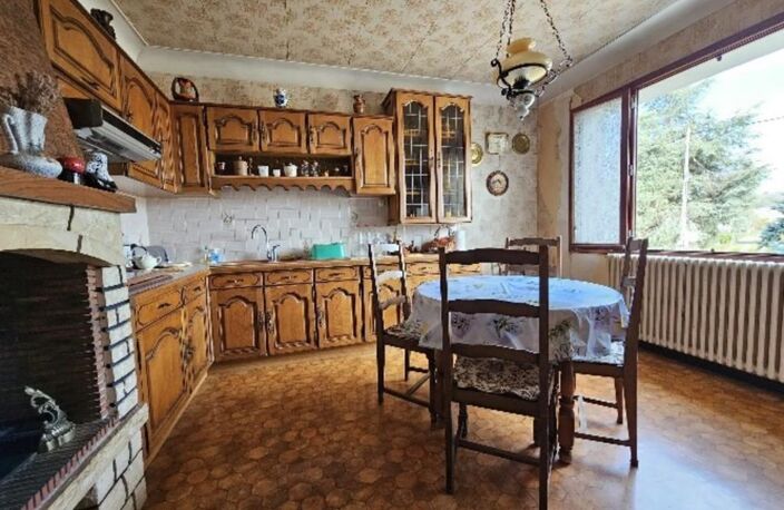 24100 - BERGERAC - MAISON INDIVIDUELLE 5 PIECES - 2 GARAGES - 2 PUITS - TERRAIN DIVISIBLE DE 970 M2 — photo 3
