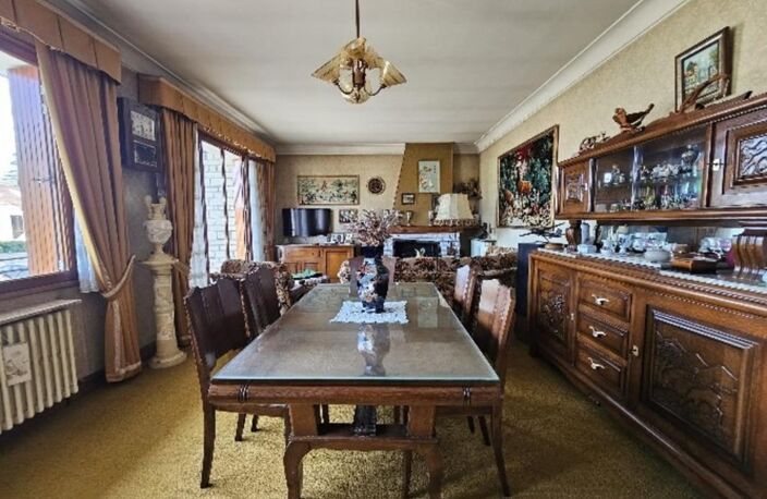 24100 - BERGERAC - MAISON INDIVIDUELLE 5 PIECES - 2 GARAGES - 2 PUITS - TERRAIN DIVISIBLE DE 970 M2 — photo 4