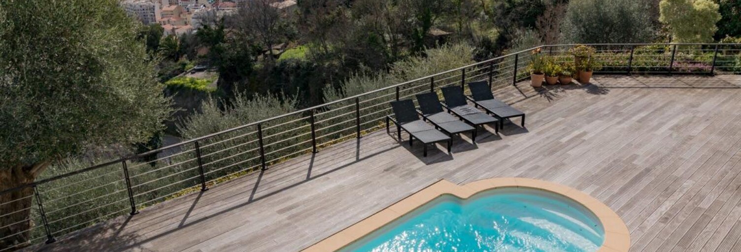 Maison 5 Pièces 160 m² à vendre à Nice (06100)
