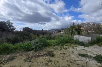 Terrain  410000 €