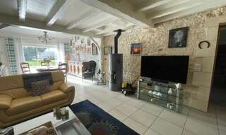 Maison 5 Pièces 203 m² à vendre à Saint-Hippolyte (17430)