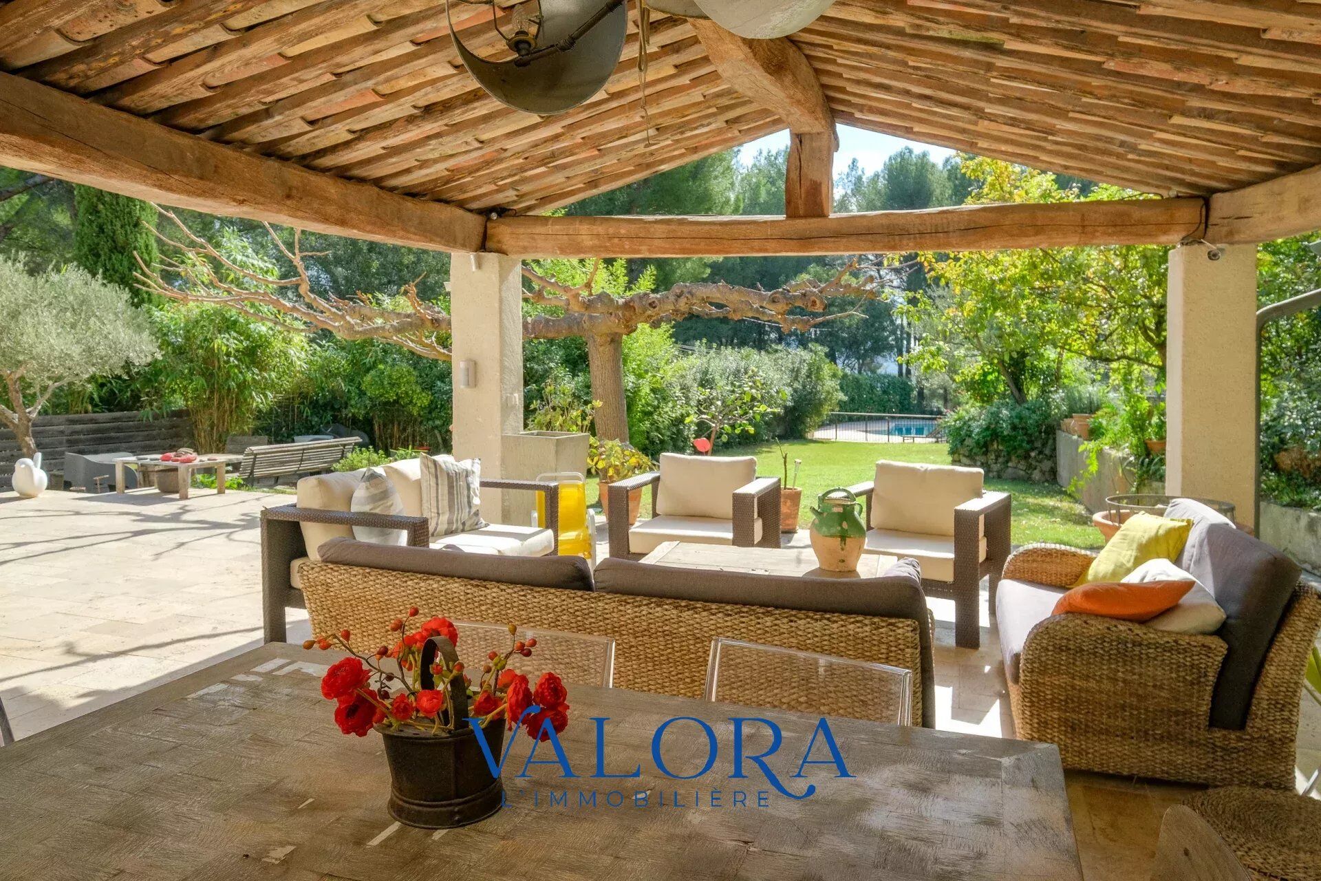 Villa / Maison  T7 à vendre Aubagne 13400