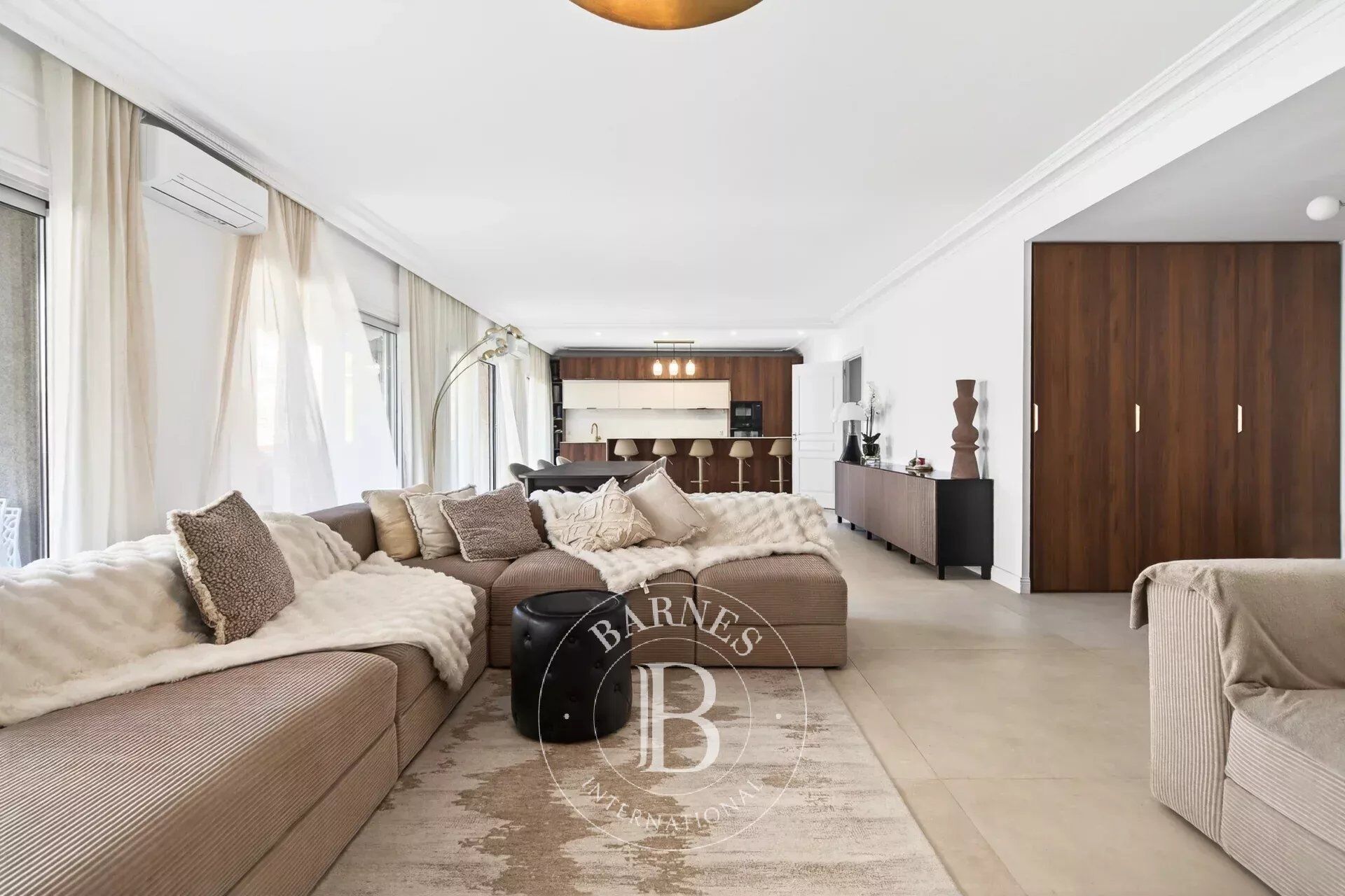 Appartement  T6 à vendre Marseille 8eme 13008