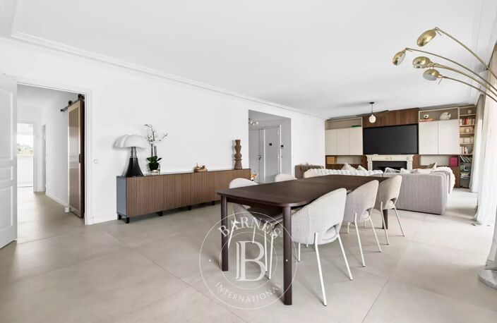 VENTE-APPARTEMENT DERNIER ETAGE -3 CHAMBRES -TERRASSE-GARAGE-CAR — photo 5