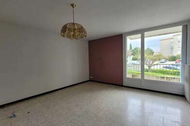 Appartement 3 pièces 724 €
