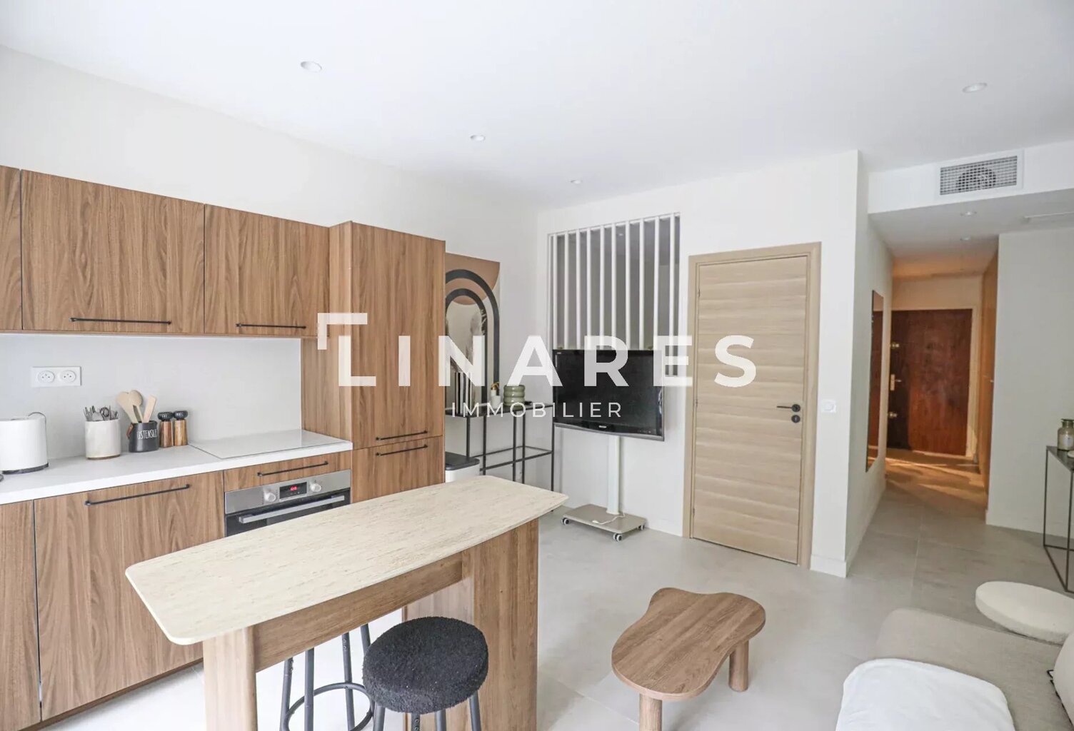 L'IDEAL CADENELLE - Appartement T2 de 34 m2 - 13008 Marseille — photo 1