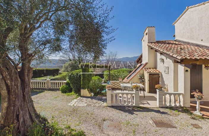 Villa à rénover avec piscine et vue panoramique  - Montauroux — photo 3