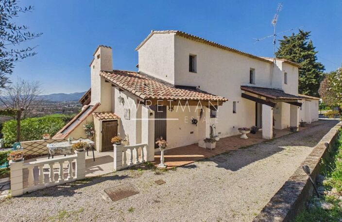 Villa à rénover avec piscine et vue panoramique  - Montauroux — photo 4