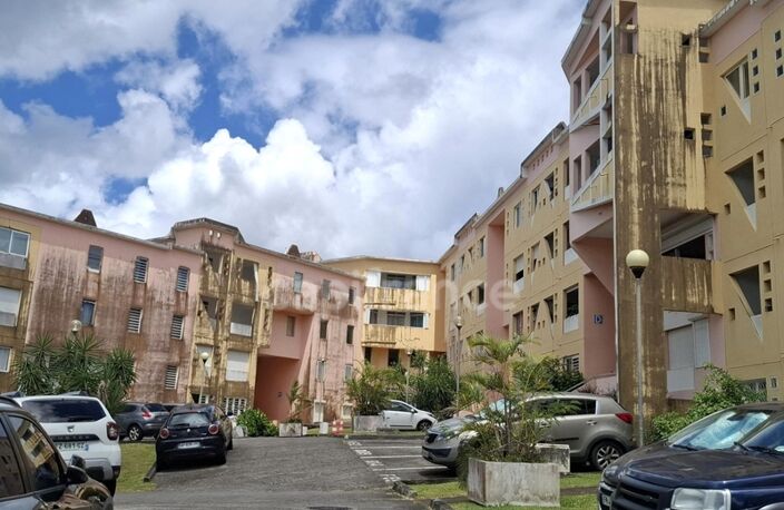 À vendre – Charmant studio - terrasse et parking – Schoelcher - Terreville — photo 4