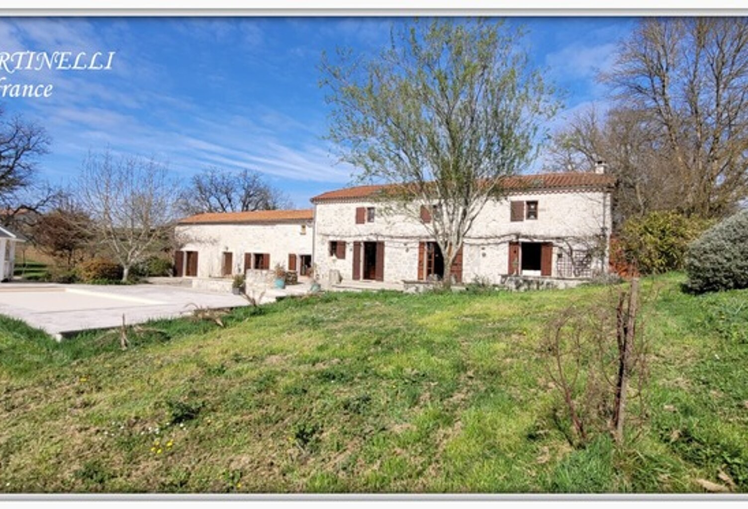 Bon Encontre - Maison en pierre 8 pièces, 200 m2 habitables - terrain de 9 567 m2 - piscine — photo 1