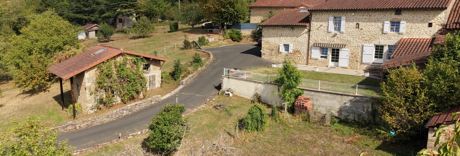 Maison 6 Pièces 275 m² à vendre à Saint-Amour (39160)