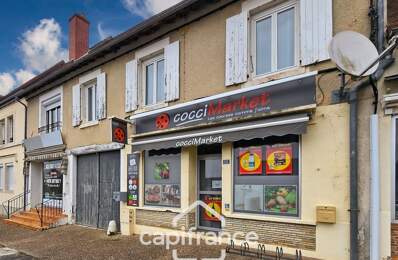 BOULLERET (18) – Immeuble de rapport avec commerces et logement loué — photo du bien