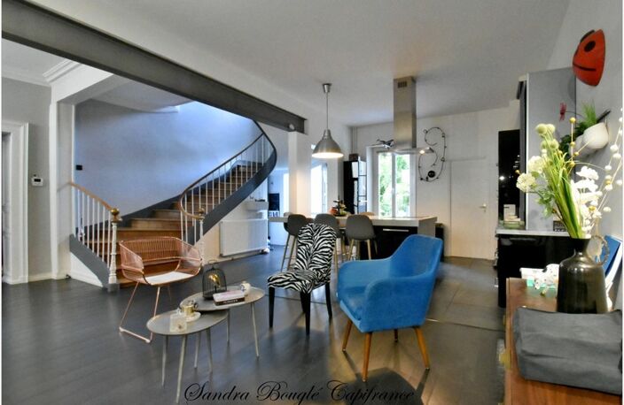 Maison à vendre 12 pièces LAVAL (53) — photo 3