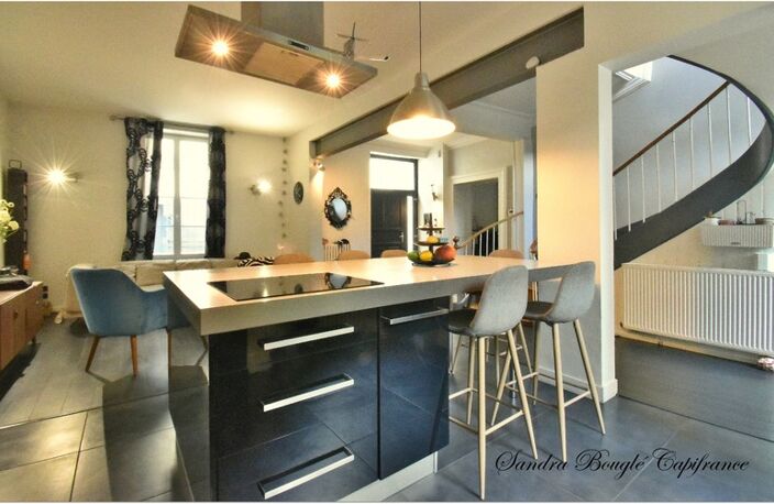 Maison à vendre 12 pièces LAVAL (53) — photo 4
