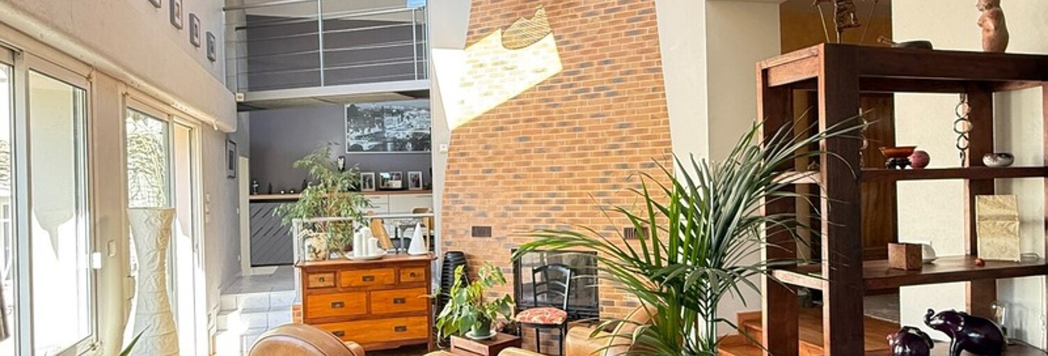 Maison 10 Pièces 274 m² à vendre à Fleury-les-Aubrais (45400)