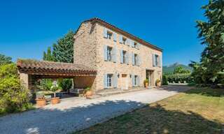 Maison 6 Pièces 200 m² à vendre à Trets (13530)