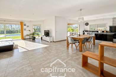 Maison 6 pièces 560000 €