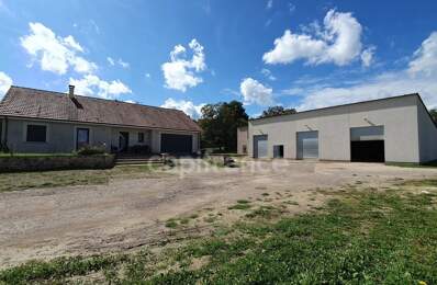 VAUVILLERS (70). Ensemble immobilier composé d'une maison d'habitation de 170m² et d'un bâtiment de 520m² — photo du bien