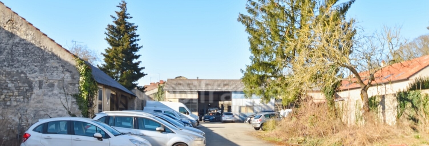 Local industriel 4 Pièces 460 m² à vendre à Angerville (91670)