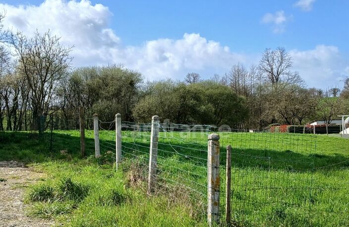 À vendre – Terrain  845 m² (extension possible ) - Axe Vire / Caen – Arrêt de bus à proximité — photo 2