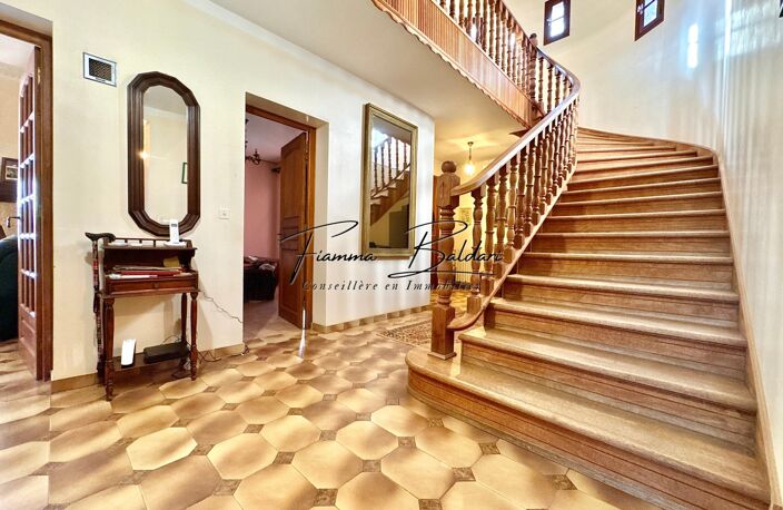 À vendre Villa 7 pièces de 205 m², Terrain 2 700 m², Havre de paix, Folelli, Penta di Casinca, Haute-Corse (20) — photo 5