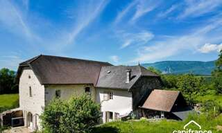 Maison 10 Pièces 256 m² à vendre à Cuzieu (01300)
