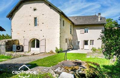 GRANDE MAISON FAMILIALE  10 pièces 256 m² habitables sur 2 niveaux avec GITE terrain 14500 m² — photo du bien