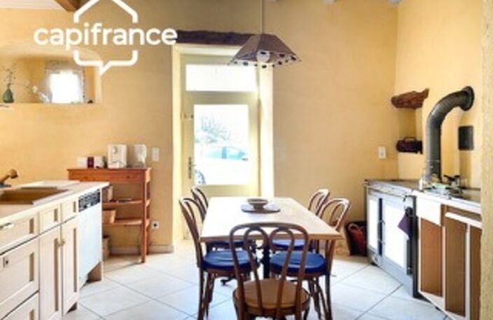 GRANDE MAISON FAMILIALE  10 pièces 256 m² habitables sur 2 niveaux avec GITE terrain 14500 m² — photo 3