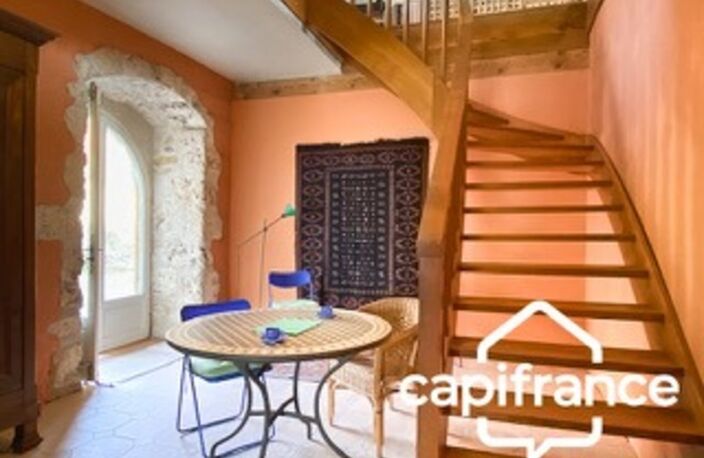 GRANDE MAISON FAMILIALE  10 pièces 256 m² habitables sur 2 niveaux avec GITE terrain 14500 m² — photo 5