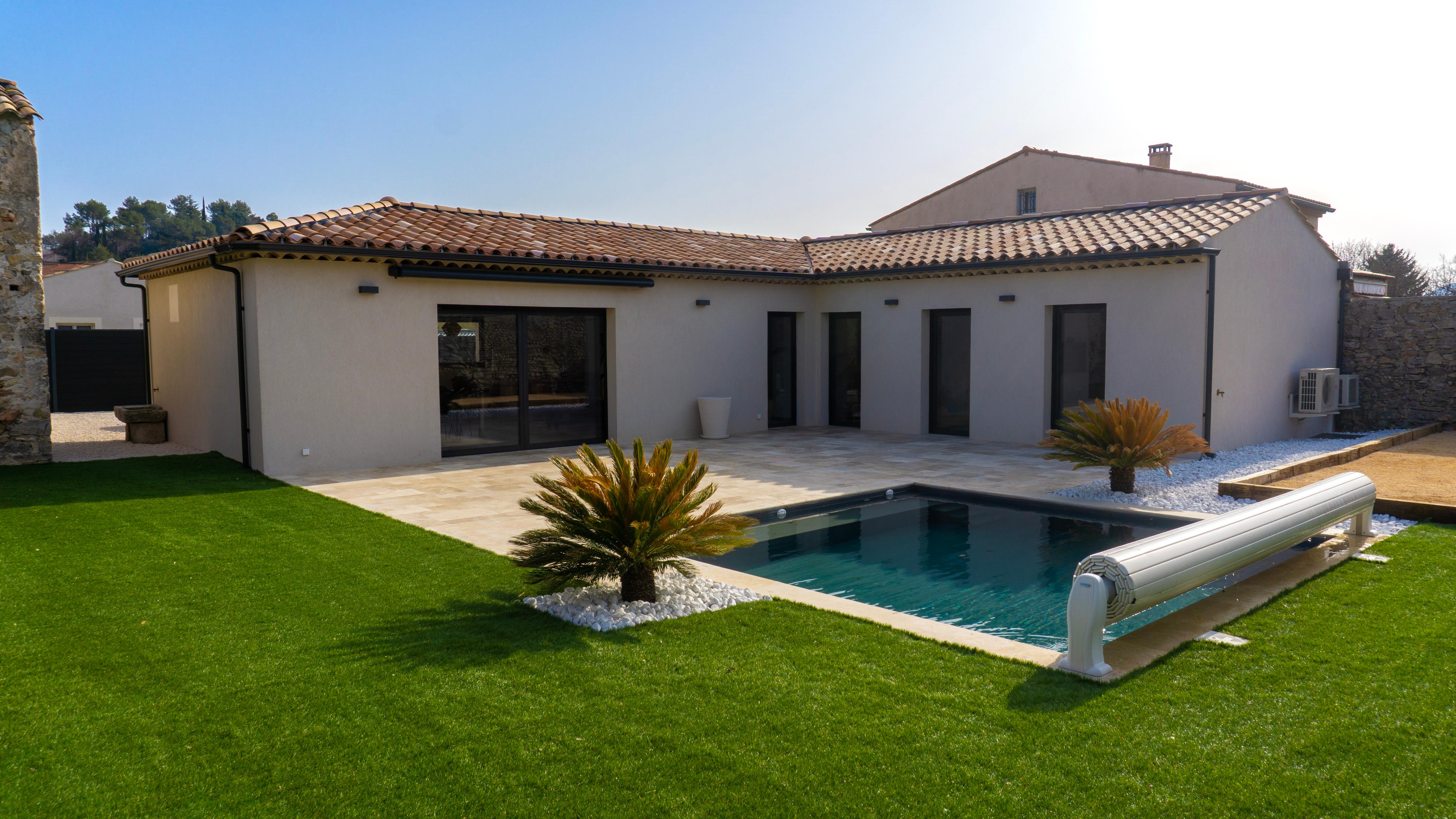 Villa / Maison  T5 à vendre Nans-les-Pins 83860