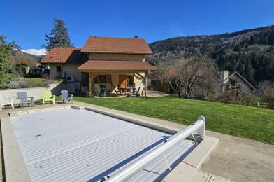 Maison 4 pièces 1500 €