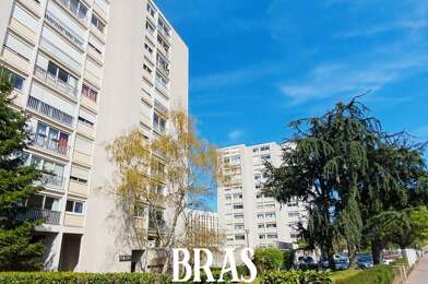 Appartement 4 pièces 179990 €