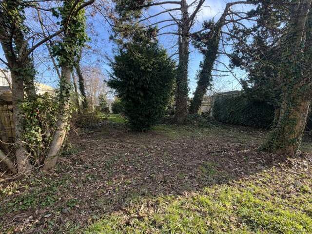 ST LEU LA FORET/ST PRIX (95) - Terrain à bâtir - 969m² — photo du bien