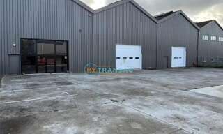 Local industriel  1200 m² à louer à Corbeil-Essonnes (91100)