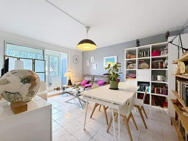 Appartement À Vendre Avignon Extra-Muros 54 m², 2 chambres, Ascenseur — photo du bien