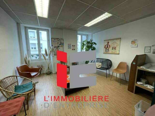 BUREAUX A LOUER — photo du bien